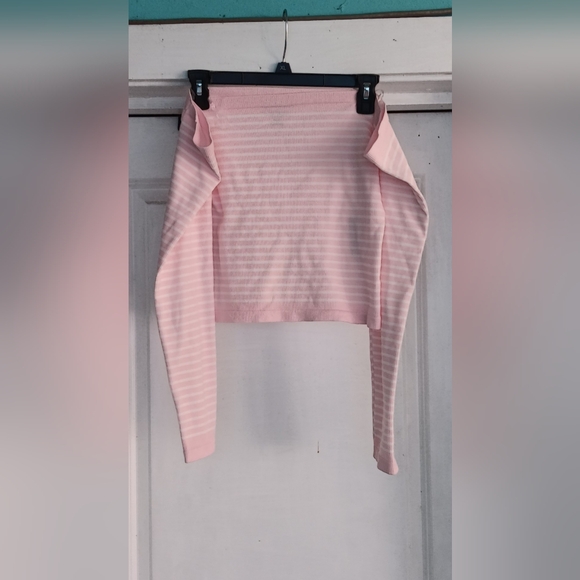 NWT Harper & Ivy Pink Stripped Crop Top. Long sleeve - Picture 1 of 4